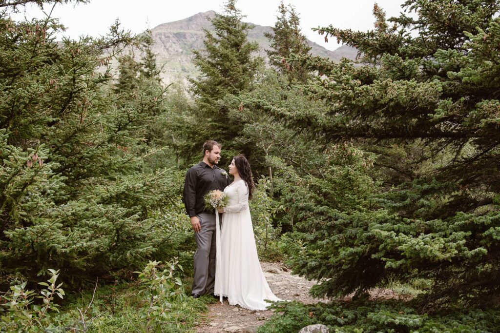 Elopement couple in an alpine setting