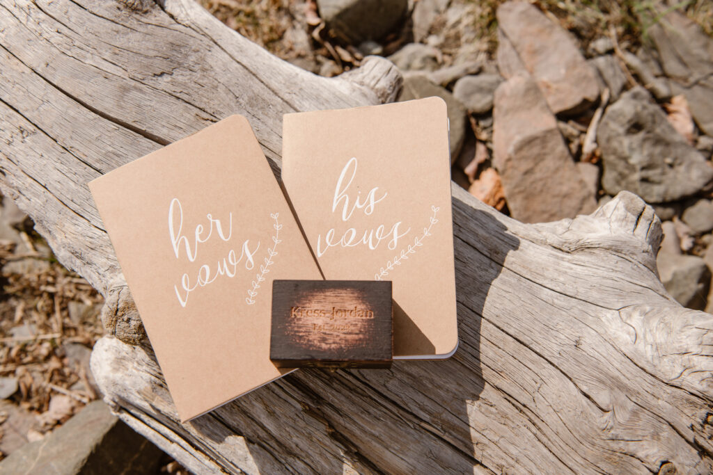 Simple kraft paper vow books